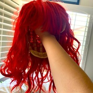 Short red Halloween wig